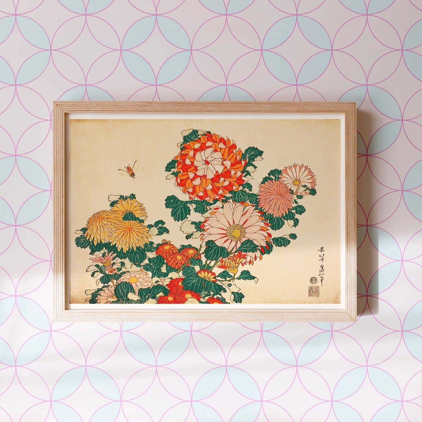 Chrysanthemums and bee - Japonica Graphic